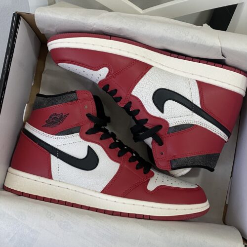 Air Jordan 1 Retro High OG 'Chicago Lost & Found' - Image 8