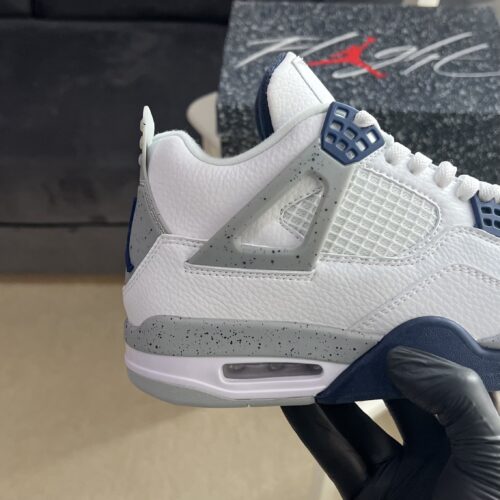 Air Jordan 4 Retro 'Midnight Navy' - Image 4