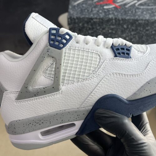 Air Jordan 4 Retro 'Midnight Navy' - Image 3