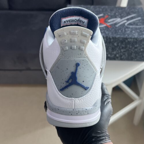 Air Jordan 4 Retro 'Midnight Navy' - Image 7