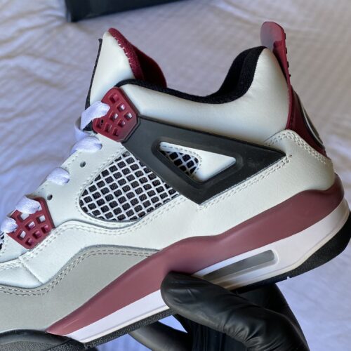 Paris Saint-Germain x Air Jordan 4 Retro 'Bordeaux' - Image 5