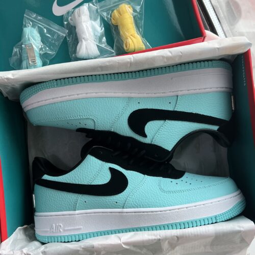 Tiffany & Co. x Air Force 1 Low '1837' Friends & Family - Image 8