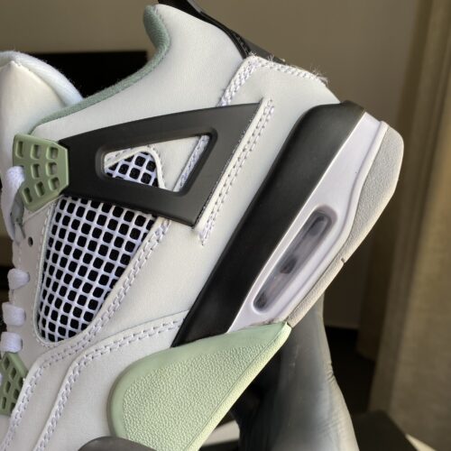 Air Jordan 4 Retro 'Seafoam’ - Image 5