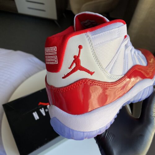 Air Jordan 11 Retro 'Cherry' - Image 3