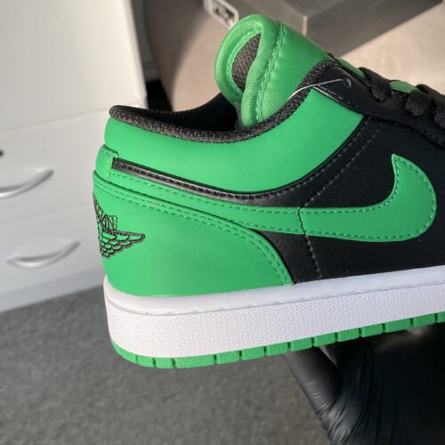 Air Jordan 1 Low "Lucky Green" - Image 3