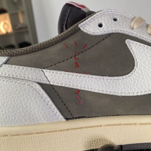 Travis Scott x Air Jordan 1 Low OG 'Reverse Mocha' - Image 9