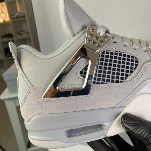 Air Jordan 4 “Frozen Moments” - Image 3