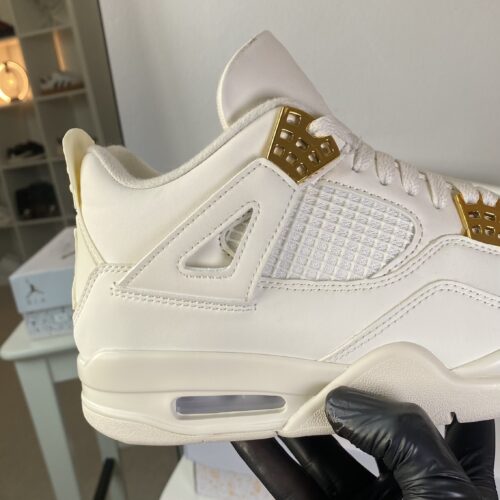 Air Jordan 4 “Metallic Gold” - Image 3