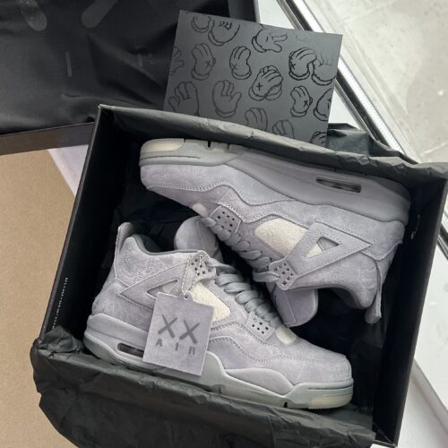 Air Jordan 4 Retro “Kaws” - Image 9