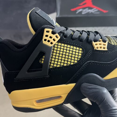 Air Jordan 4 “Yellow Thunder” - Image 3